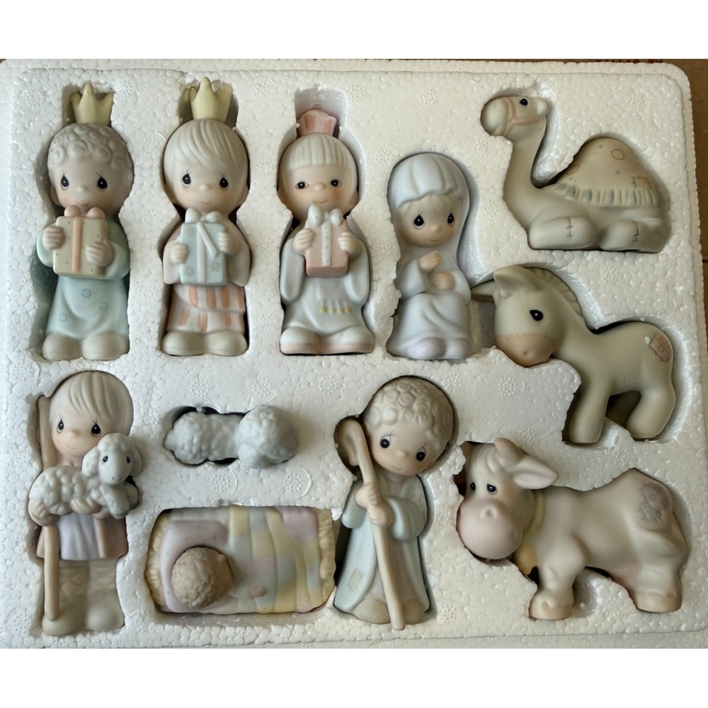 Precious Moments Nativity 12 Pc Set Enesco Porcelain Christmas Figurines Box